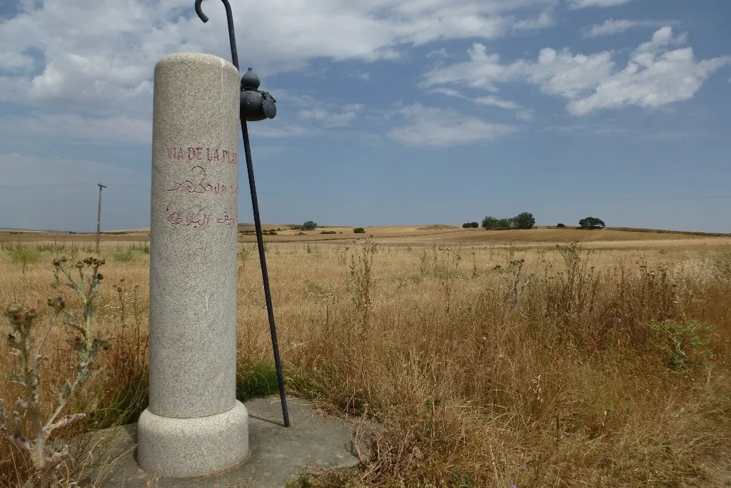 Miliario en la Ruta de la Plata